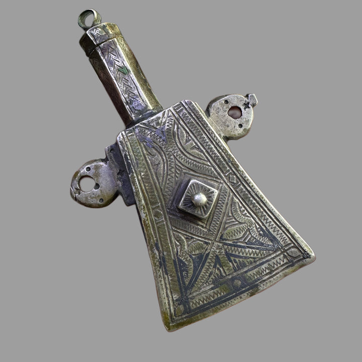 Silver Kohl Flask.