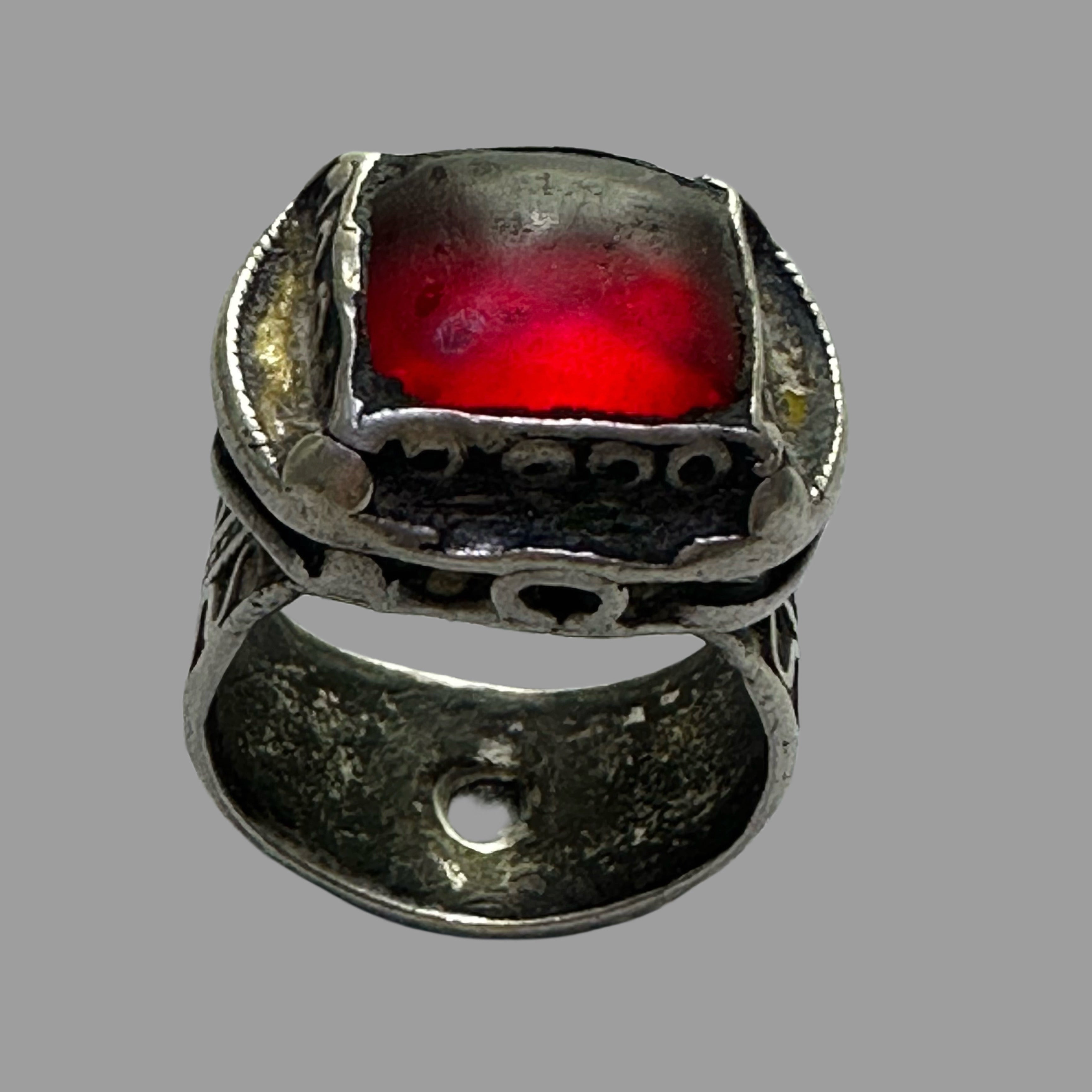 Antique Amazigh Silver Ring