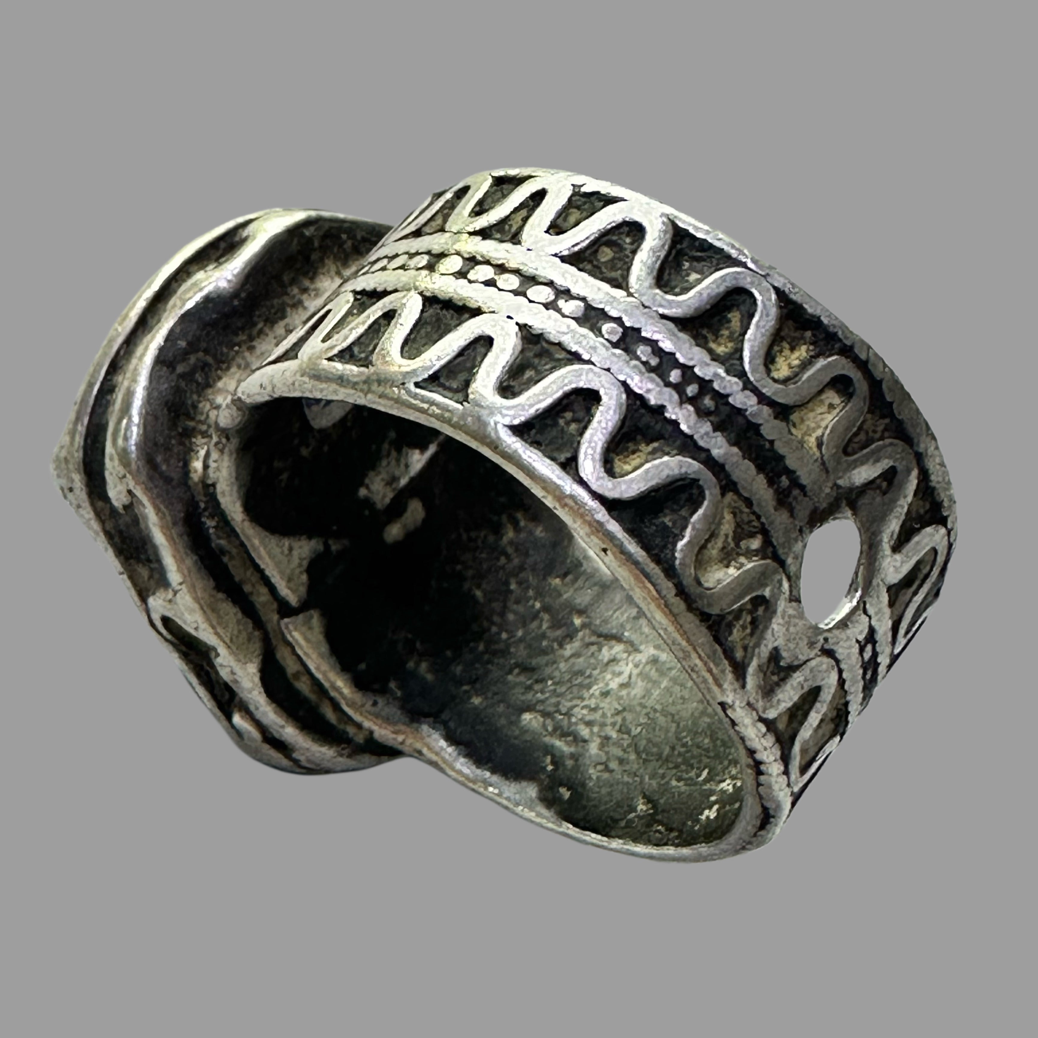 Antique Amazigh Silver Ring